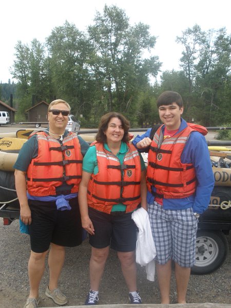 Trip (61).JPG - Ken, Sharon and Kris are ready for their raft ride along the Snake River.